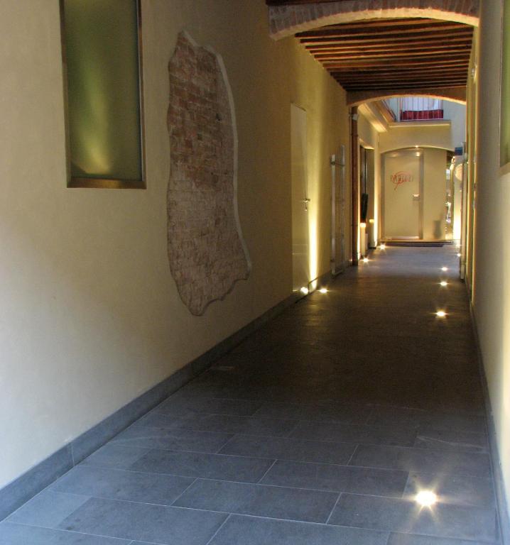 Parizzi Suites & Restaurant Parma Exterior foto
